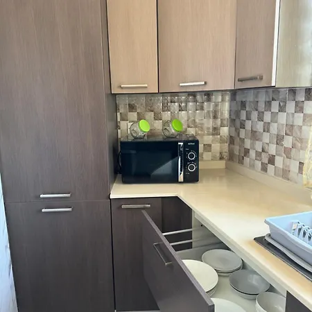 Luxury Penthouse With Stunning Views, Spacious Balcony & Prime Location