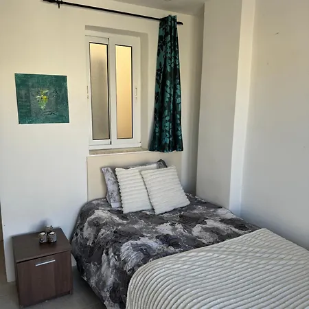 Luxury Penthouse With Stunning Views, Spacious Balcony & Prime Location Msida