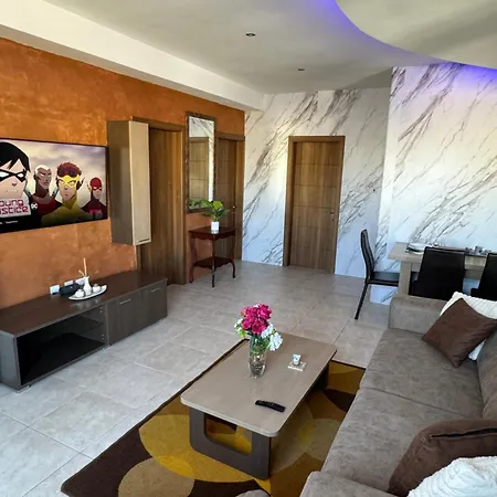 Luxury Penthouse With Stunning Views, Spacious Balcony & Prime Location * Msida